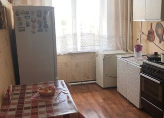 Продажа трехкомнатной квартиры, 62 м2, рабочий посёлок Волово, улица Ленина, 79