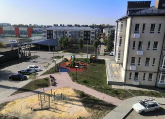 Аренда 4-комнатной квартиры, 44 м2, Аксай, улица Строителей, 10/6к2