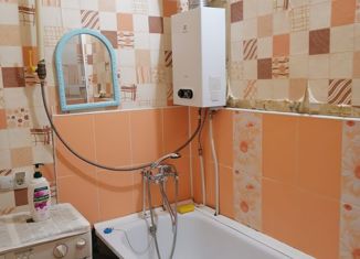 Продажа двухкомнатной квартиры, 55 м2, Альметьевск, улица Ленина, 43