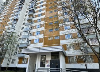 Продам двухкомнатную квартиру, 54 м2, Москва, СЗАО, Пятницкое шоссе, 31