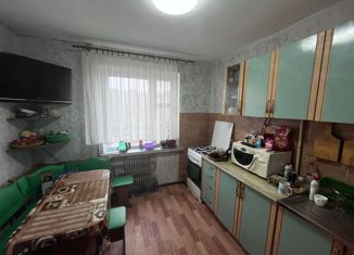 Продам 2-комнатную квартиру, 49 м2, Невинномысск, улица Дунаевского, 7