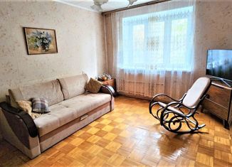 Продам 3-комнатную квартиру, 65.9 м2, Нижний Новгород, улица Звездинка, 9к1, улица Звездинка