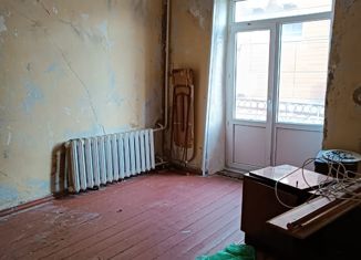 Продаю 1-комнатную квартиру, 39 м2, Каменск-Шахтинский, улица Щаденко, 47