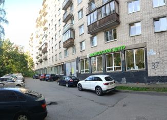 Продается 2-комнатная квартира, 46.5 м2, Санкт-Петербург, Светлановский проспект, 37