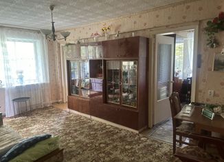 Продаю 3-комнатную квартиру, 49 м2, Кондрово, улица Пушкина, 78А