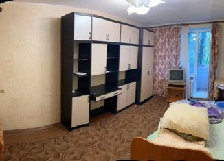 Продаю однокомнатную квартиру, 30 м2, Волхов, Новгородская улица, 11