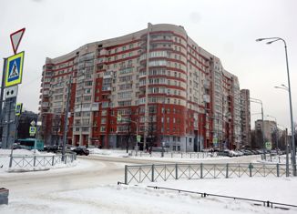 Продам 3-ком. квартиру, 92.4 м2, Санкт-Петербург, Искровский проспект, 32к1, муниципальный округ № 54