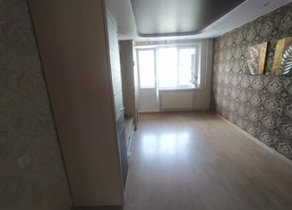 Продаю 3-ком. квартиру, 50.2 м2, Котово, улица Победы, 26