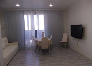 Продам трехкомнатную квартиру, 60 м2, Казань, Оренбургский тракт, 4Б