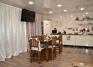 Продажа двухкомнатной квартиры, 59 м2, посёлок Пуйккола, Центральная улица, 6