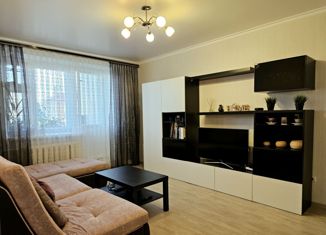 Продаю двухкомнатную квартиру, 53.2 м2, Октябрьский, проспект Ленина, 61А