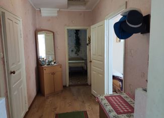 Продается дом, 69 м2, поселок городского типа Гирей, улица Ватутина, 6