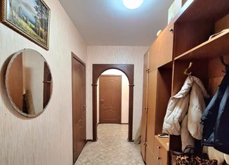 Продам 3-комнатную квартиру, 73.6 м2, Чебоксары, улица Шумилова, 28, Калининский район