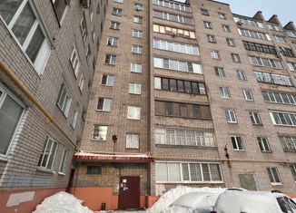 Продается двухкомнатная квартира, 51.3 м2, Череповец, проспект Победы, 90
