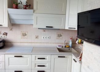 3-комнатная квартира на продажу, 73.3 м2, Москва, Барвихинская улица, 4к2, станция Немчиновка