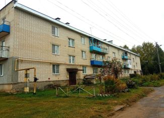 Продажа 2-комнатной квартиры, 54 м2, деревня Красная Слобода, Центральная улица, 45