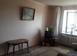 Продажа 2-комнатной квартиры, 42 м2, Нижнекамск, проспект Химиков, 16Б