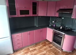 Продам 2-комнатную квартиру, 46.9 м2, Балабаново, улица Дзержинского, 97