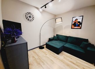 Продажа двухкомнатной квартиры, 38.1 м2, Москва, Мичуринский проспект, 9к2, метро Ломоносовский проспект