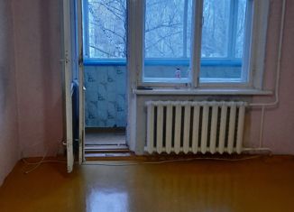 Продается двухкомнатная квартира, 53 м2, Самарская область, улица Голосова, 40
