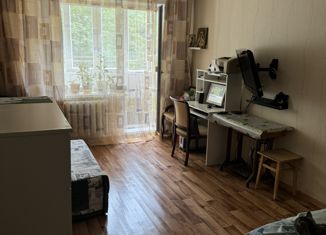 Продаю 1-ком. квартиру, 30 м2, Уфа, Революционная улица, 80/1, Советский район