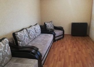 Двухкомнатная квартира на продажу, 44 м2, Радужный, 4-й микрорайон, 9