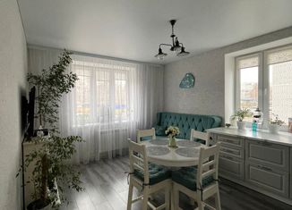 Трехкомнатная квартира на продажу, 66 м2, Омск, улица Архиепископа Сильвестра, 3, ЖК Московка-2