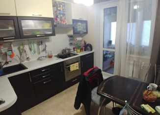 Продажа 3-ком. квартиры, 80 м2, Москва, улица Горчакова, 1к3, метро Улица Горчакова