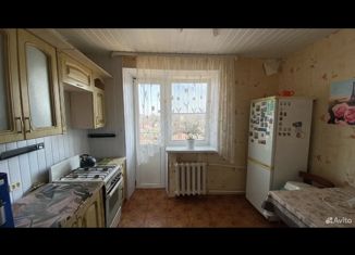 Продаю 2-комнатную квартиру, 54.9 м2, Астраханская область, улица Якуба Коласа, 1А