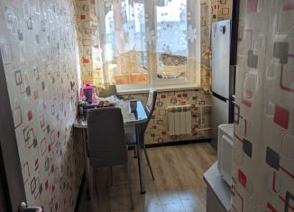 2-комнатная квартира на продажу, 47.8 м2, Екатеринбург, улица Пехотинцев, 18, метро Машиностроителей