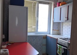 Продаю трехкомнатную квартиру, 62 м2, город Гай, Орская улица, 115