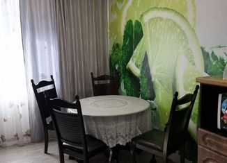 Продаю комнату, 59.8 м2, Норильск, Комсомольская улица, 39