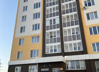 Продаю трехкомнатную квартиру, 80 м2, Стерлитамак, улица Строителей, 77, ЖК Новаторов