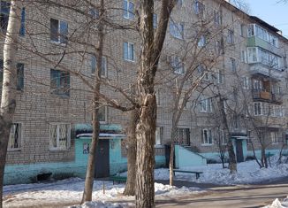 Трехкомнатная квартира на продажу, 59.2 м2, посёлок городского типа Сибирцево, Больничный переулок, 5