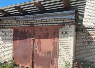 Продам гараж, 30 м2, Арсеньев, Комсомольская площадь