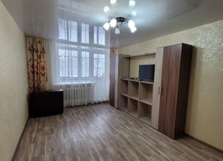 Продаю однокомнатную квартиру, 33 м2, Менделеевск, улица Фомина, 21