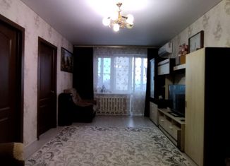 Продажа 4-комнатной квартиры, 63 м2, посёлок городского типа Яблоновский, улица Титова, 68