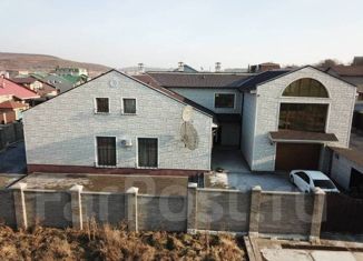 Продам дом, 440 м2, Уссурийск, улица Романа Кочнова, 8