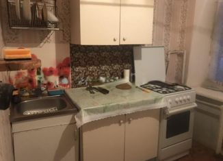 Сдаю в аренду 2-ком. квартиру, 41.2 м2, Кронштадт, улица Зосимова, 34