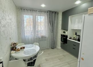 Трехкомнатная квартира на продажу, 84.1 м2, Татарстан, улица Бигаш, 139
