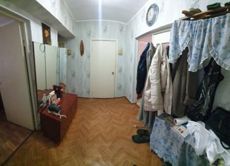 Продается 2-ком. квартира, 58.1 м2, Кореновск, улица Ленина, 64