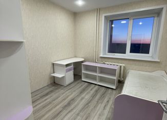 Продается двухкомнатная квартира, 48 м2, Коми, Октябрьский проспект, 212