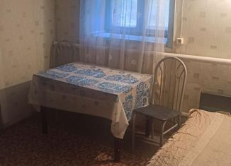 Продаю трехкомнатную квартиру, 66 м2, Астрахань, улица Свердлова, 76, Кировский район