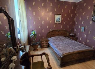 Продается 4-комнатная квартира, 78 м2, Кемеровская область, проспект Металлургов, 25
