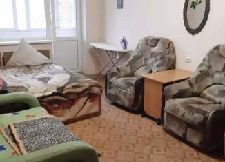 Сдается однокомнатная квартира, 32 м2, Альметьевск, улица Гафиатуллина, 10