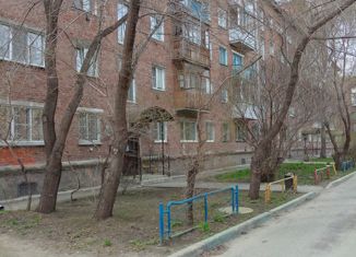 Продажа двухкомнатной квартиры, 43.7 м2, Новосибирск, Новогодняя улица, 17, метро Студенческая