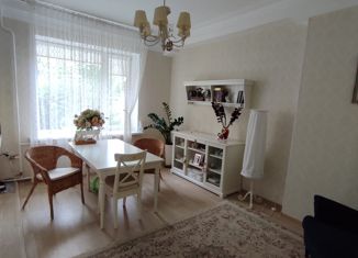 Трехкомнатная квартира на продажу, 68.7 м2, Кемерово, улица Черняховского, 1, Центральный район