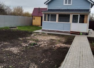 Продам дом, 65 м2, посёлок городского типа Петра Дубрава, Яблочная улица, 351