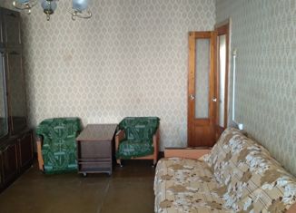 Продам 3-комнатную квартиру, 70 м2, Феодосия, улица Степаняна, 1