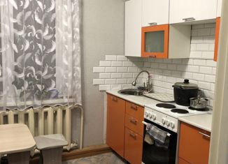 Продам трехкомнатную квартиру, 74 м2, Енисейск, улица Авиаторов, 4